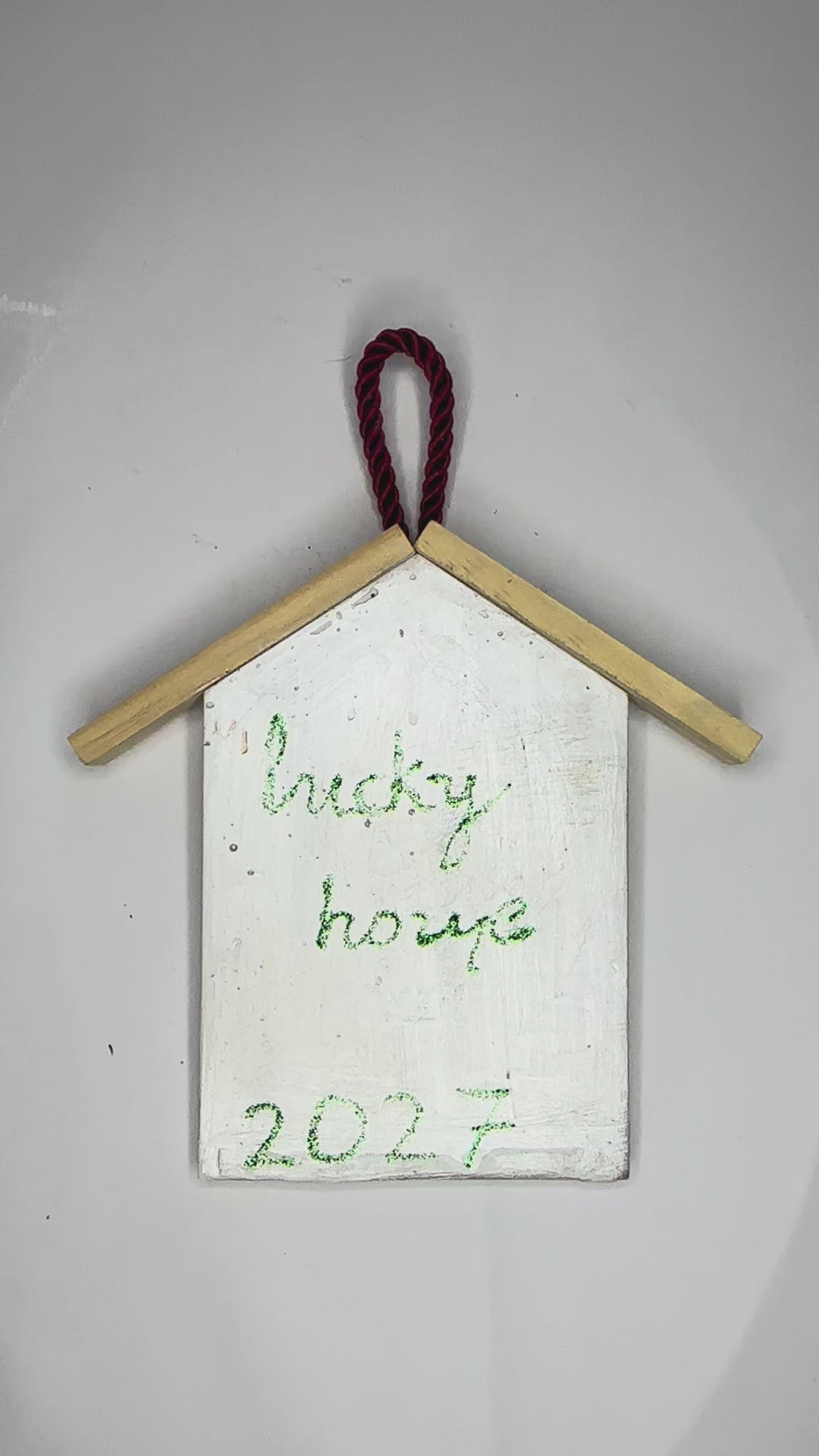 Χειροποίητο Κρεμαστό Γούρι «Lucky Home 2027»